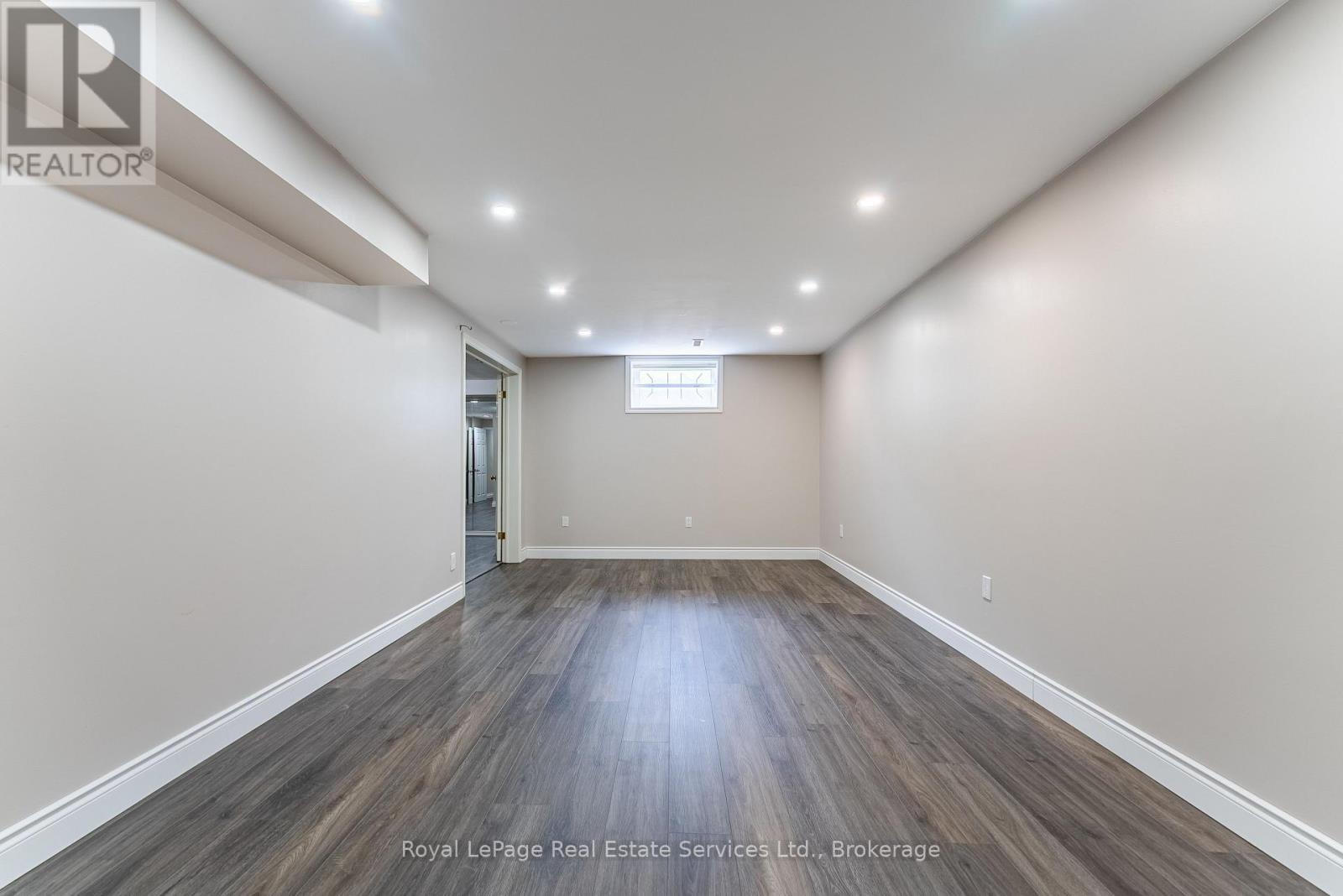 2082 MISSISSAUGA ROAD - 38