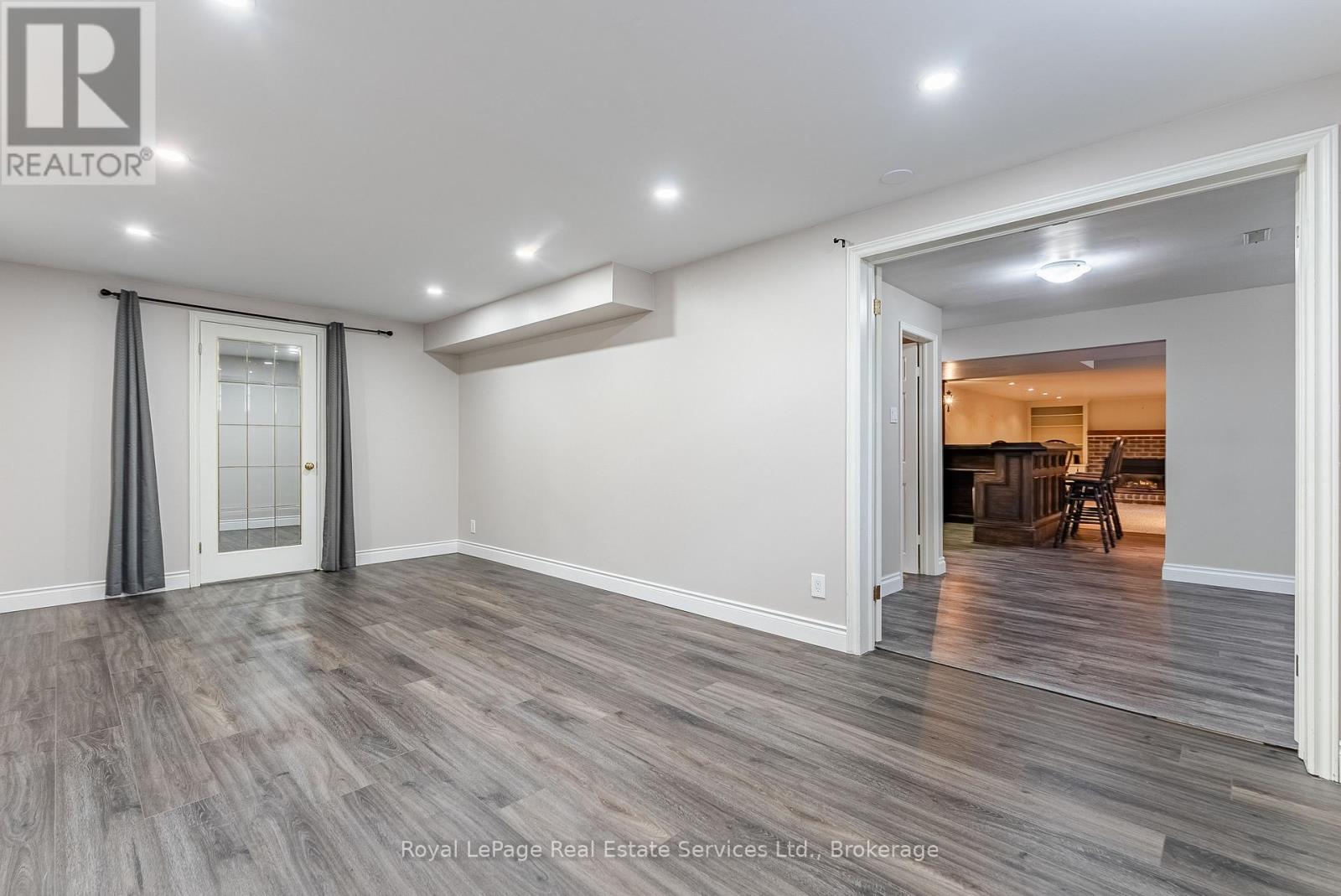 2082 MISSISSAUGA ROAD - 39