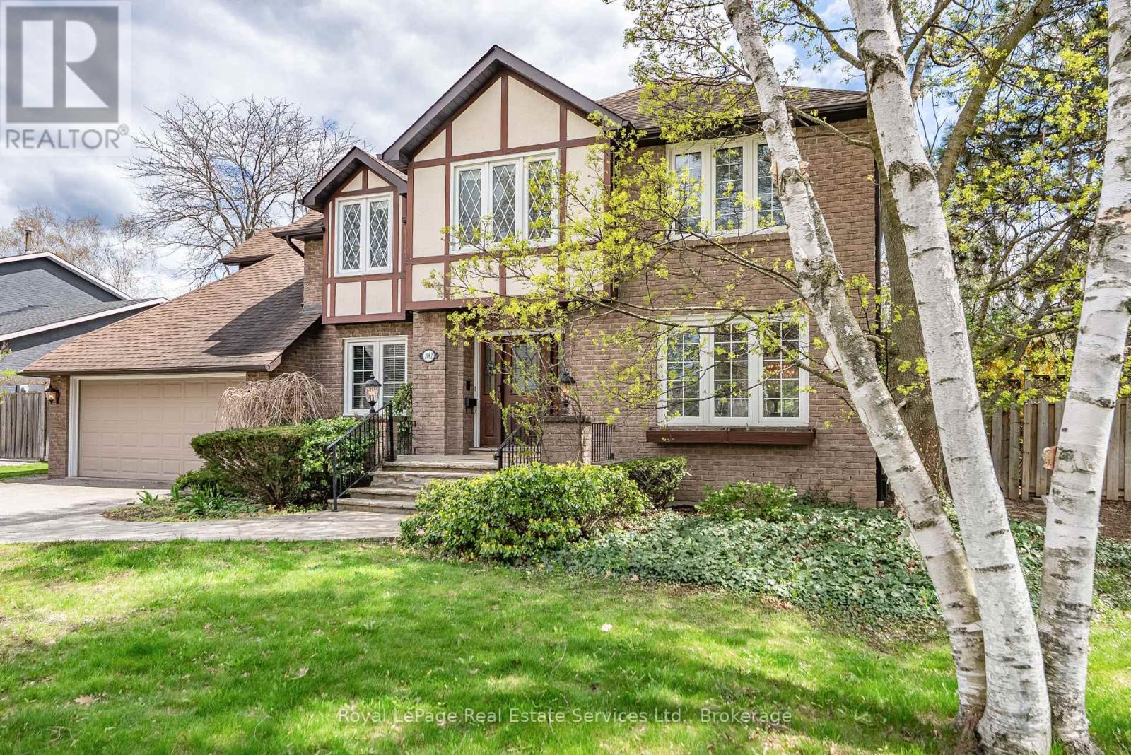 2082 MISSISSAUGA ROAD - 7
