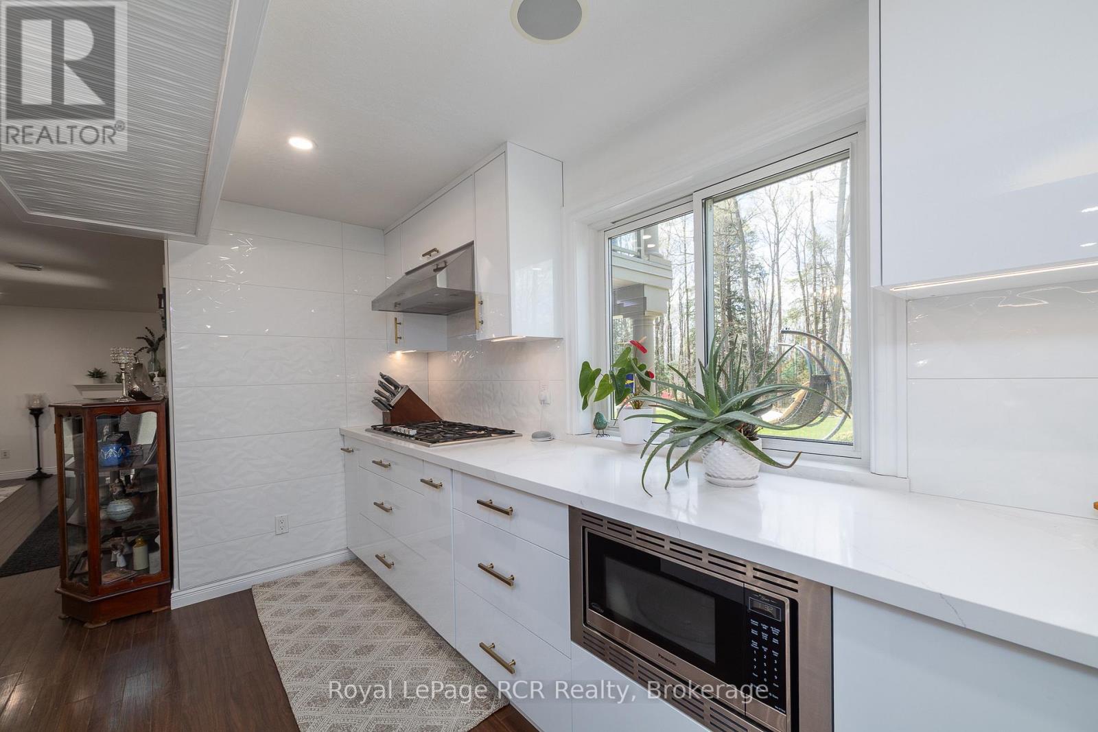 414498 BASELINE ROAD - 32