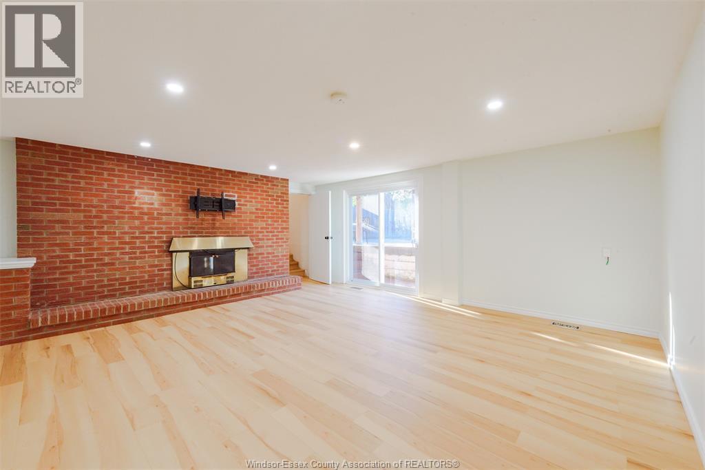740 KENNEDY DRIVE West, Windsor, Ontario, N9G1S9 — Photo 32