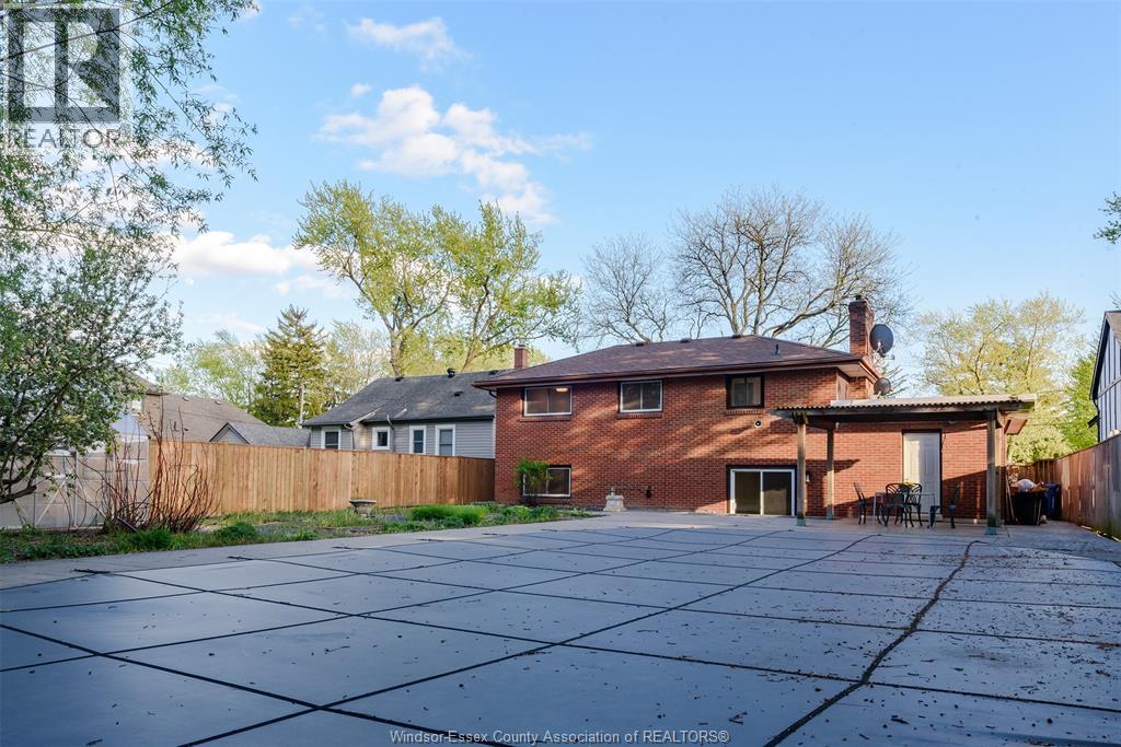 740 KENNEDY DRIVE West, Windsor, Ontario, N9G1S9 — Photo 47