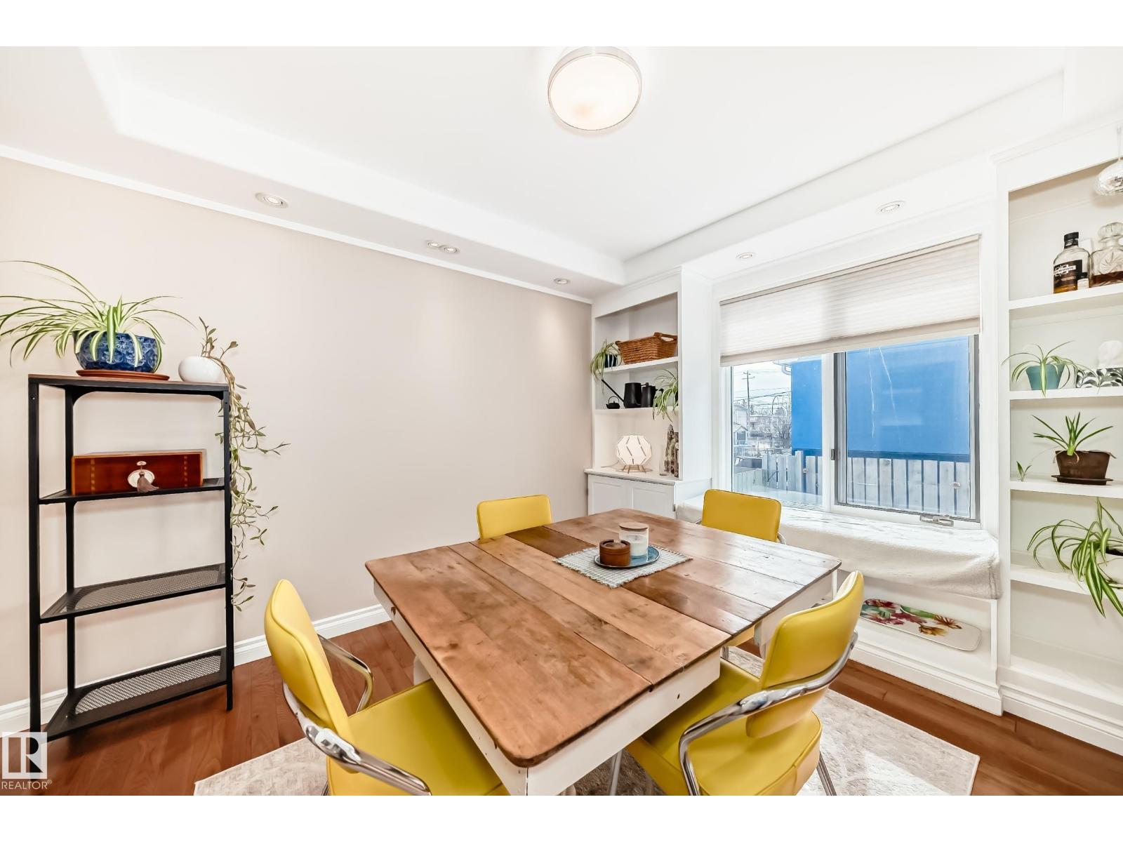 12015 104 ST NW - 16