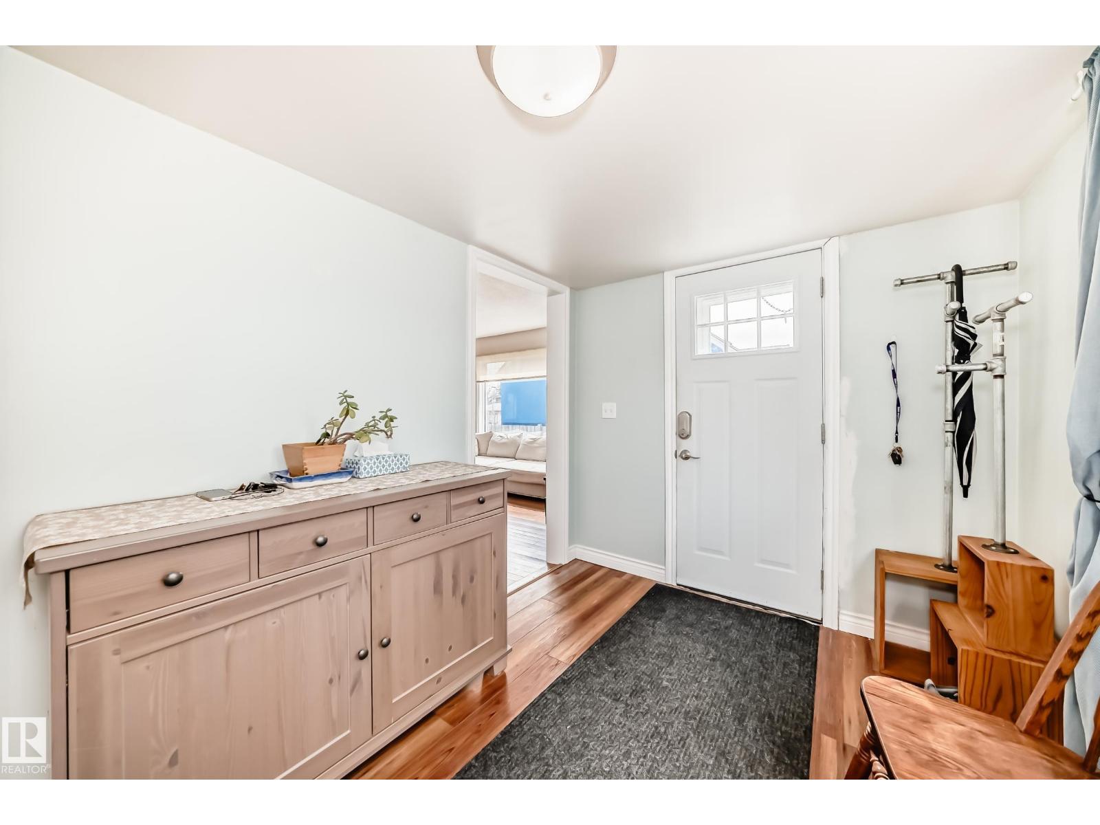 12015 104 ST NW - 8