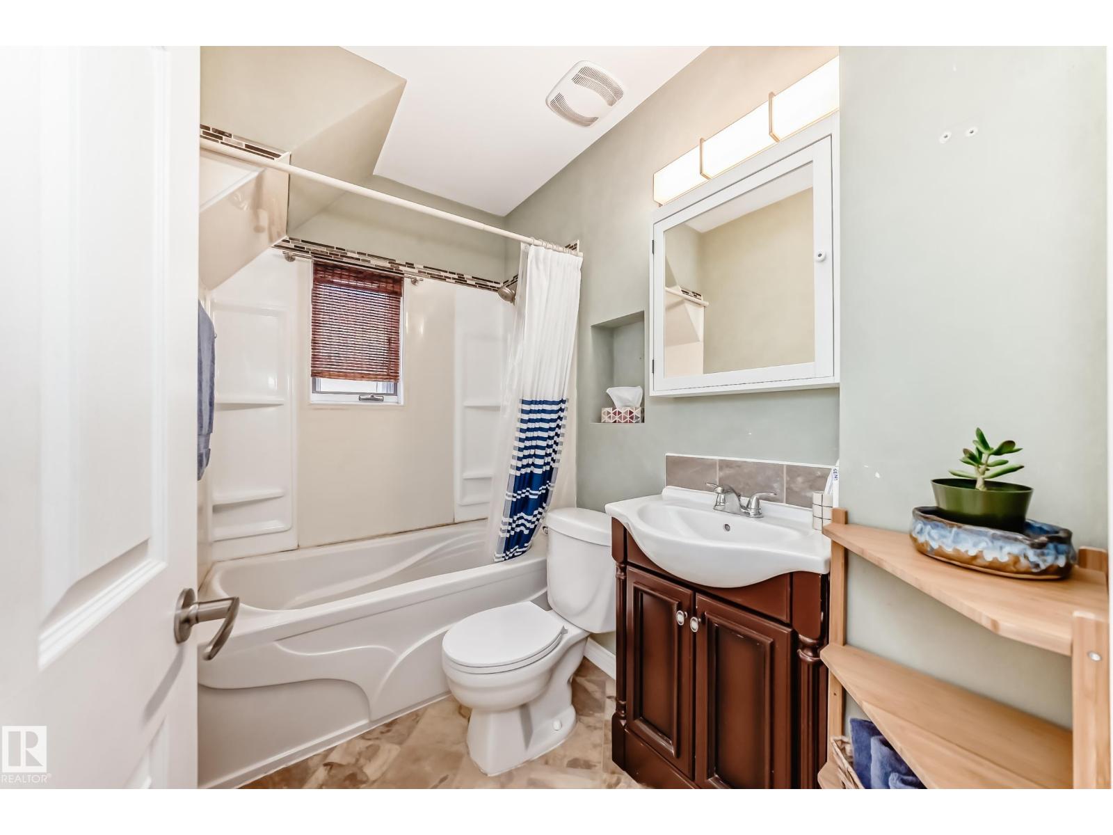12015 104 ST NW - 28