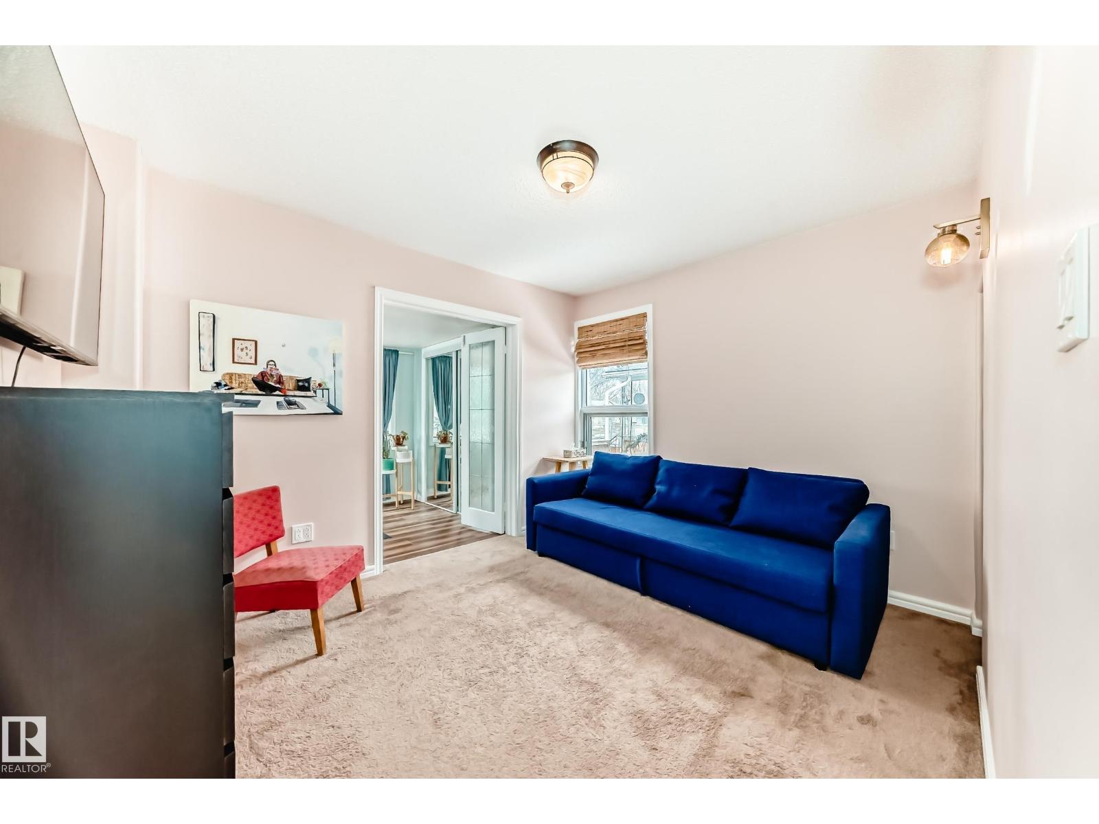 12015 104 ST NW - 24