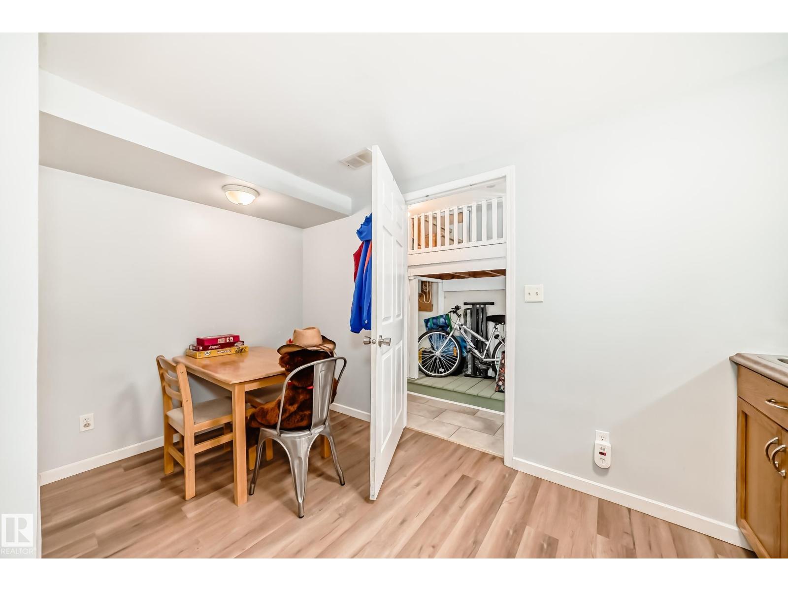 12015 104 ST NW - 42