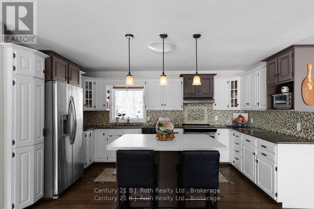 179 BAYSHORE DRIVE - 11