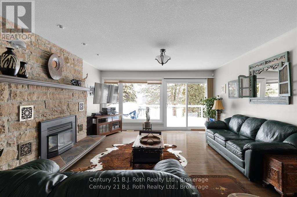 179 BAYSHORE DRIVE - 16