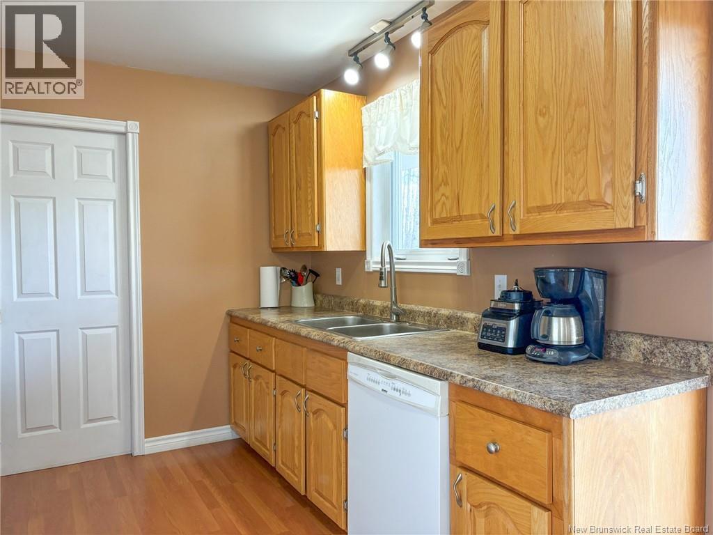 276 Melville Road - 17