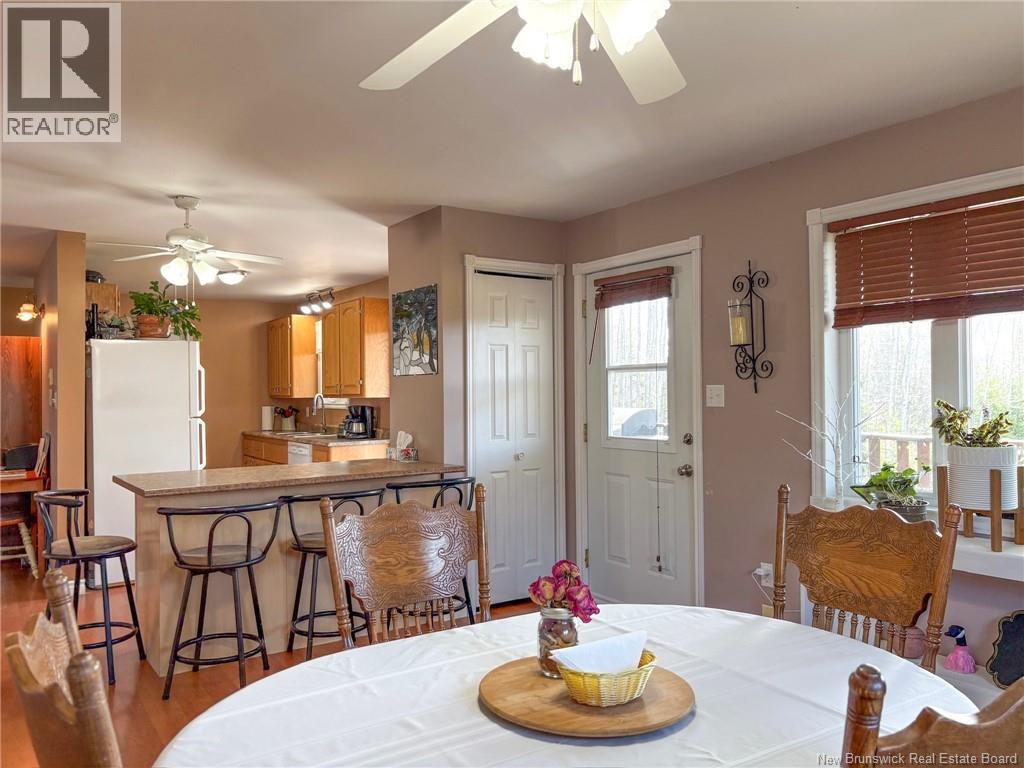 276 Melville Road - 22