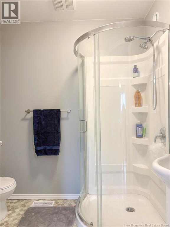 276 Melville Road - 25