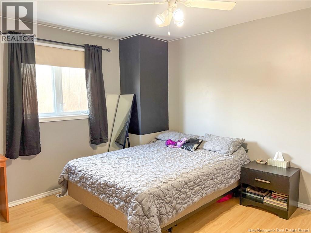 276 Melville Road - 29