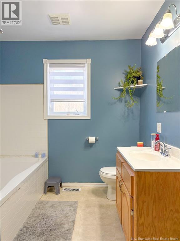 276 Melville Road - 38