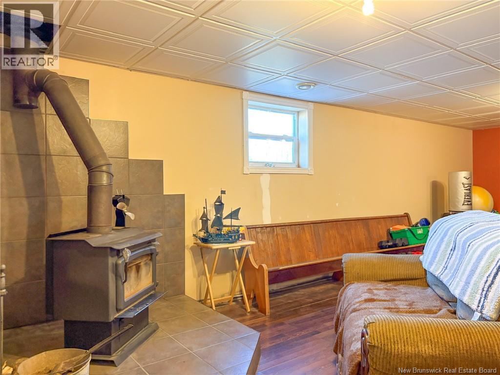 276 Melville Road - 46
