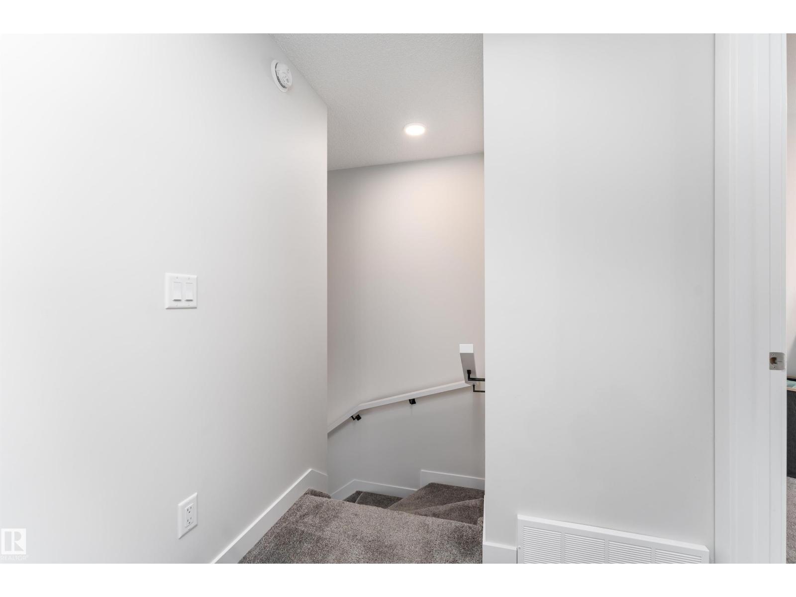 6218 CARTMELL CO SW - 23
