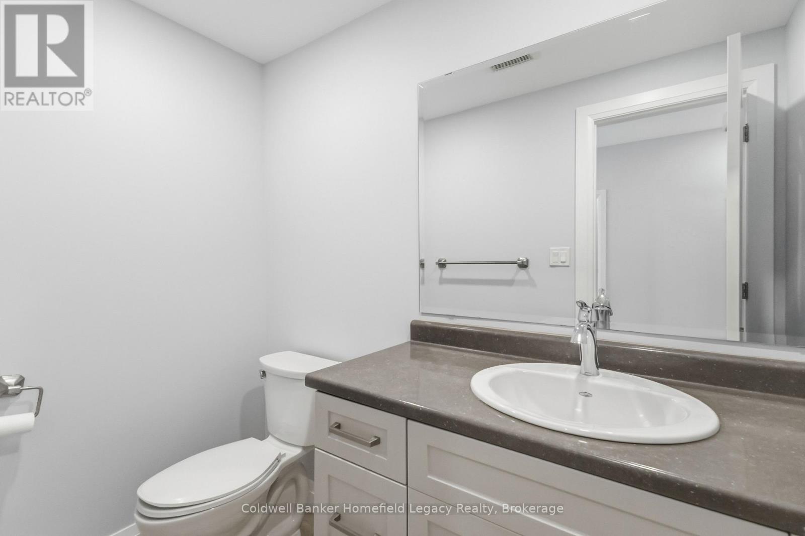 #13 275 JAMES STREET S - Image 13
