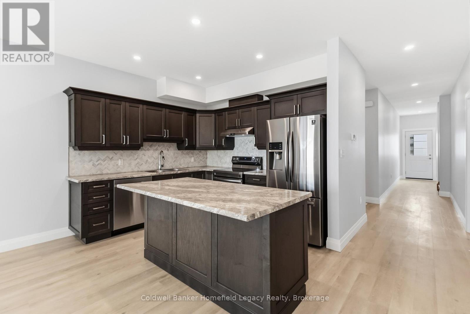 #13 275 JAMES STREET S - Image 16