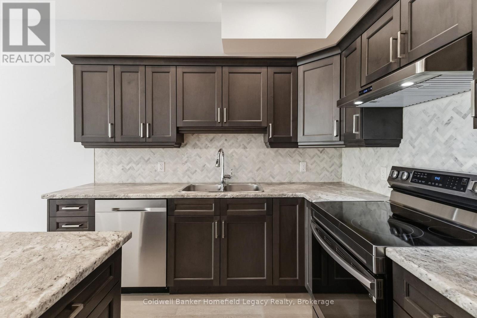 #13 275 JAMES STREET S - Image 19