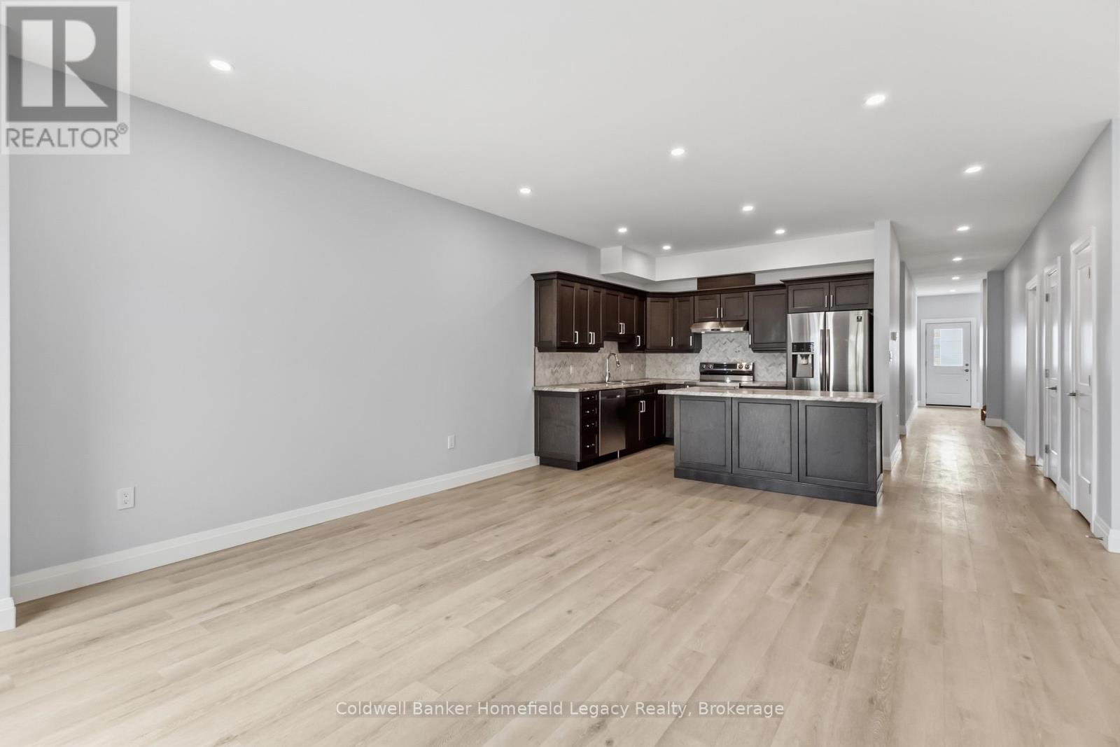 #13 275 JAMES STREET S - Image 25
