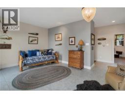 5909 Garvin Rd, Union Bay, BC V0R1B0 Photo 40