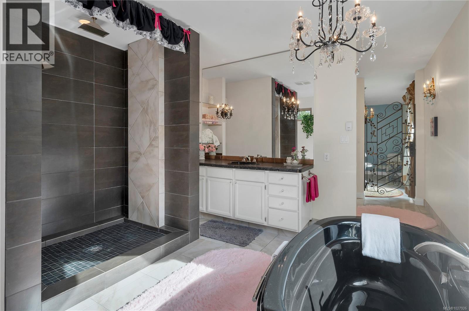 5909 Garvin Rd - 23