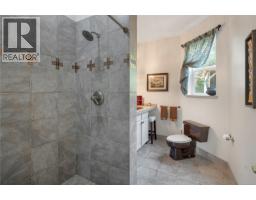 5909 Garvin Rd, Union Bay, BC V0R1B0 Photo 43