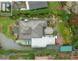 5909 Garvin Rd, Union Bay, BC V0R1B0 Photo 61
