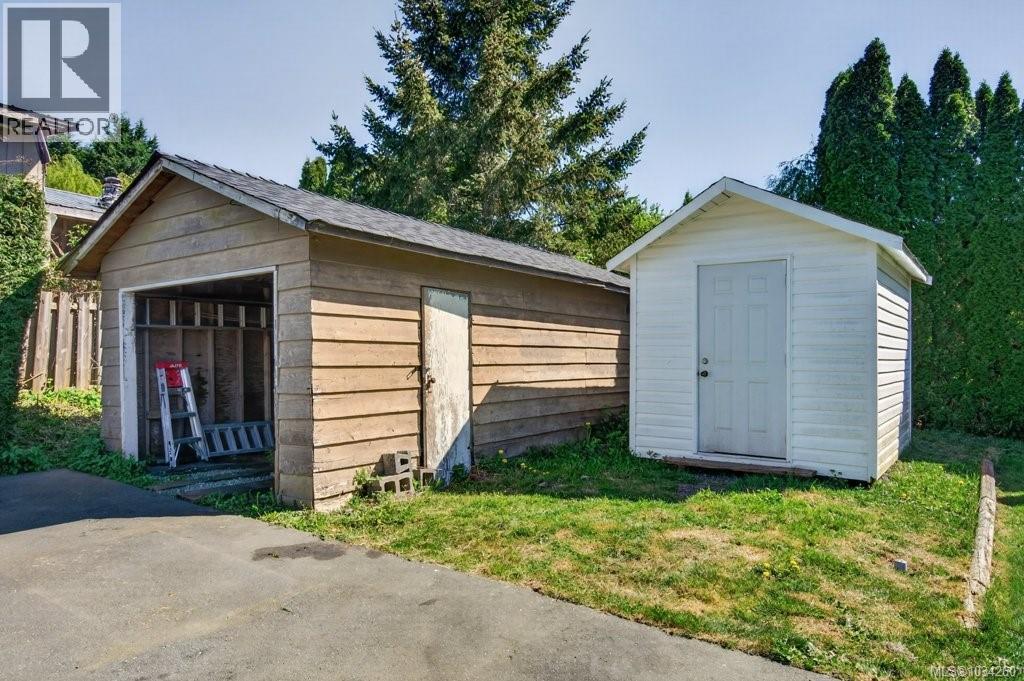 869 Nicholls Rd - 35