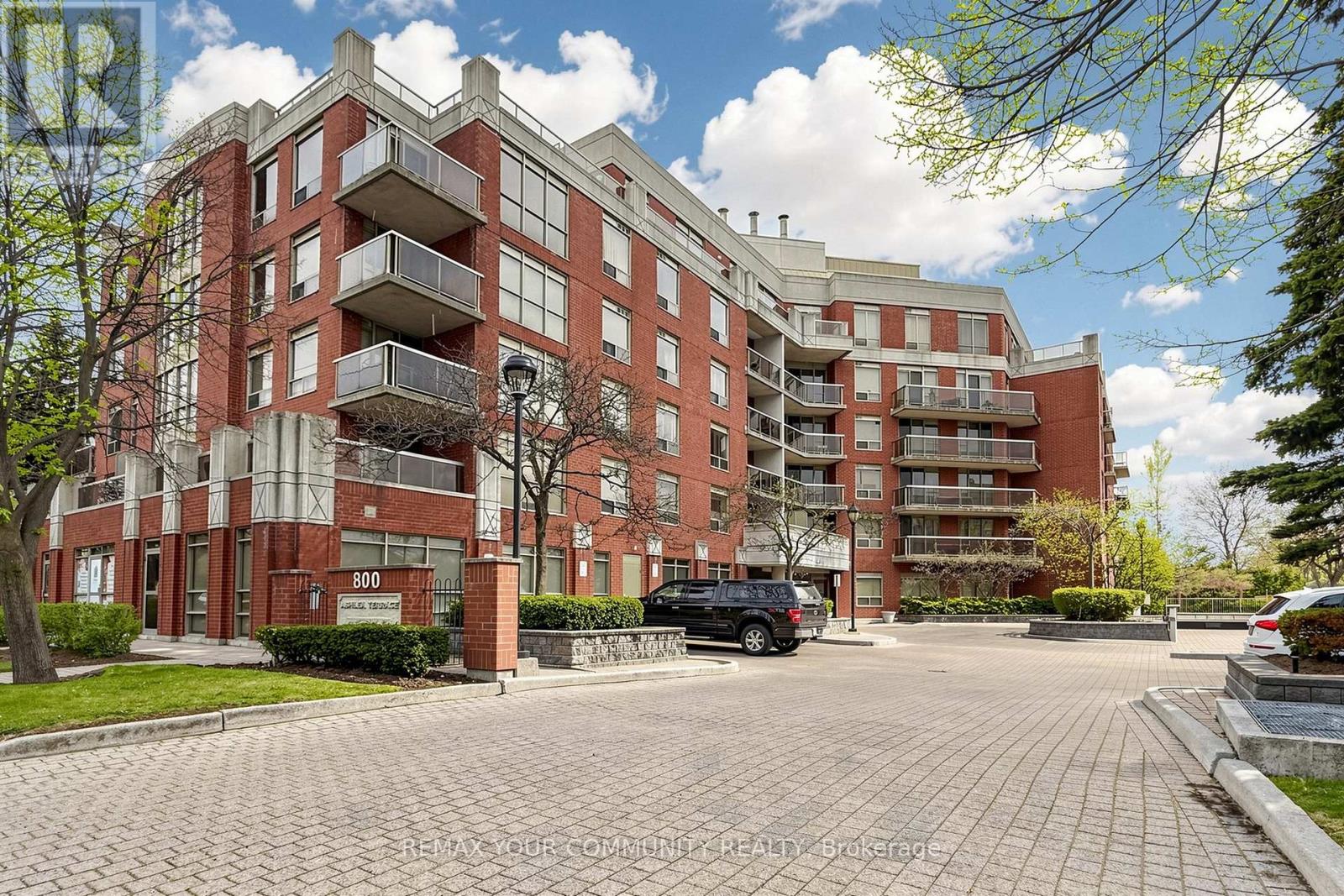 #506 800 SHEPPARD AVENUE W - 2