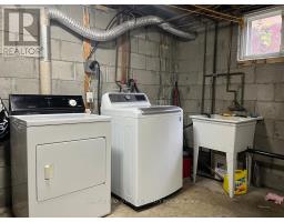 244 Maxwell (basement) Street, Toronto, ON M3H5B7 Photo 13