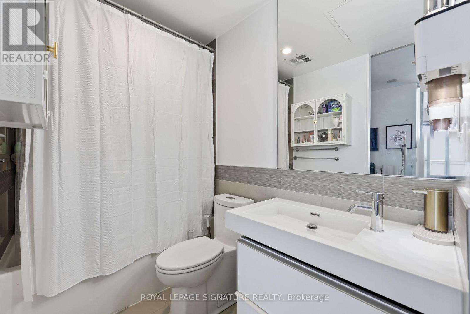 #2805 390 CHERRY STREET - 13