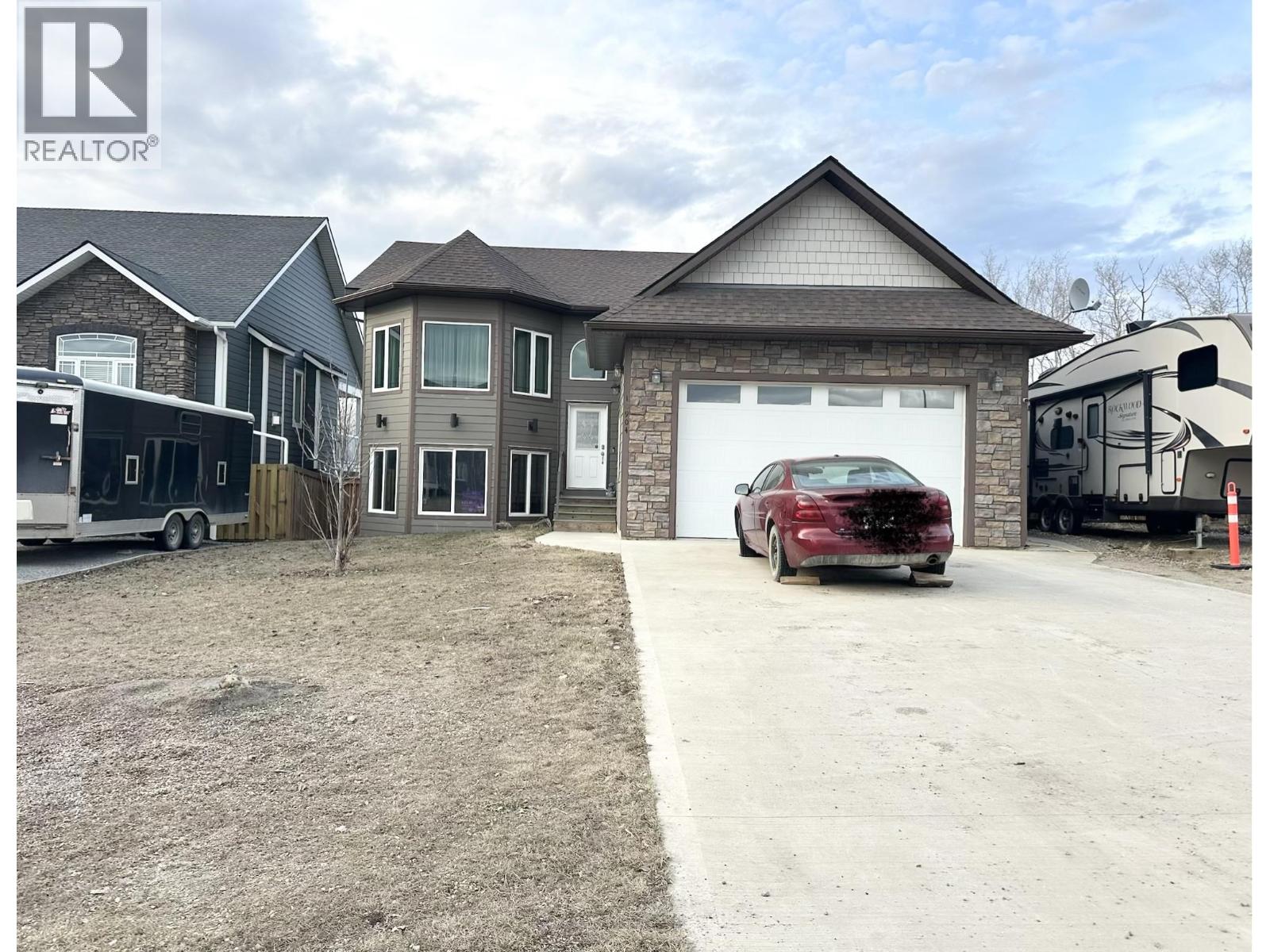 10904 108 AVENUE, Fort St. John