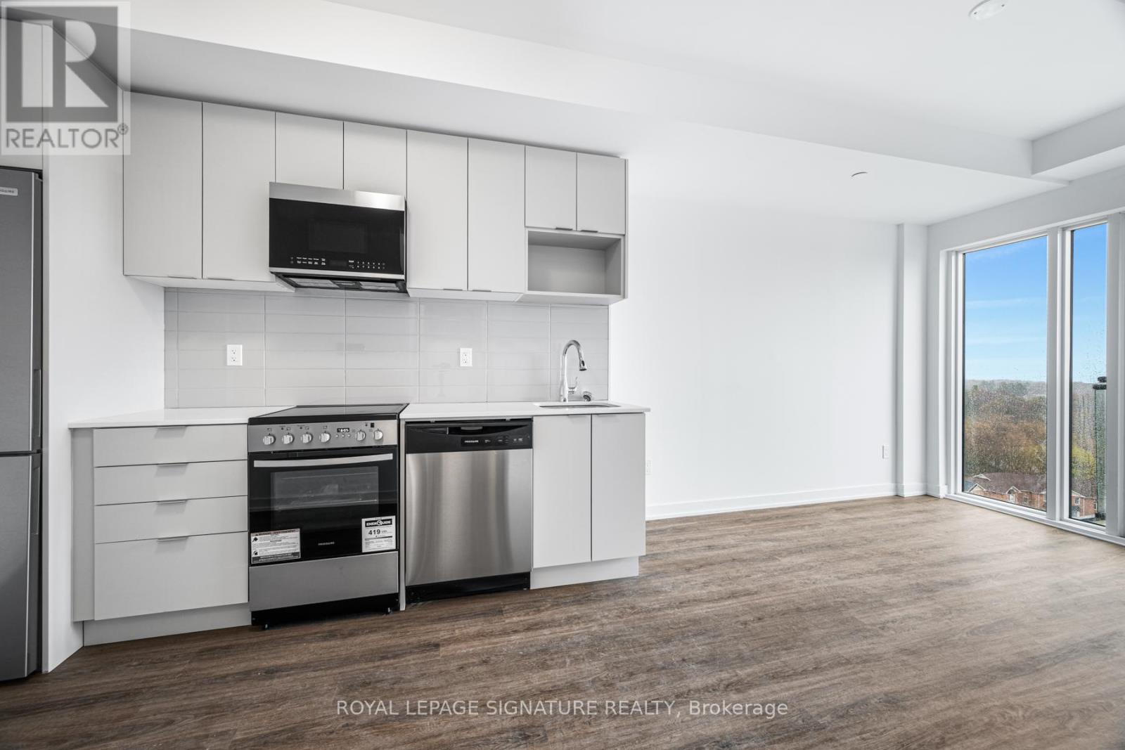 Listing photo of 1106 - 4569 KINGSTON ROAD