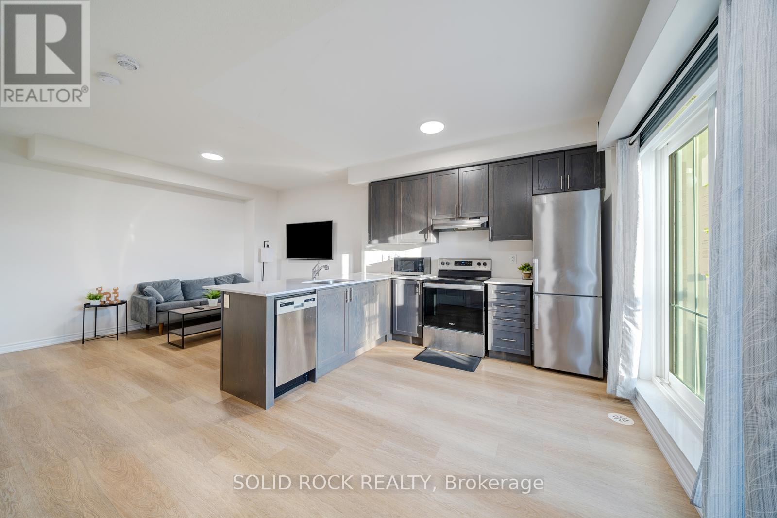 #17 480 BERESFORD PATH - 13