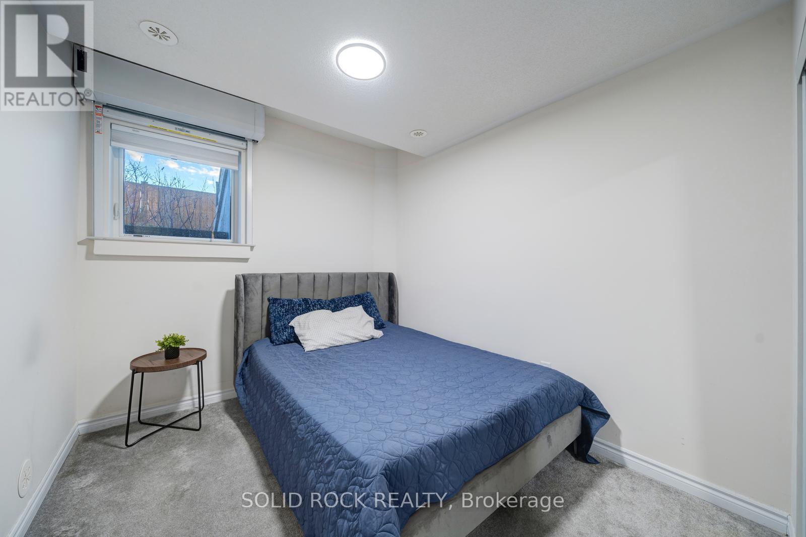 #17 480 BERESFORD PATH - 27