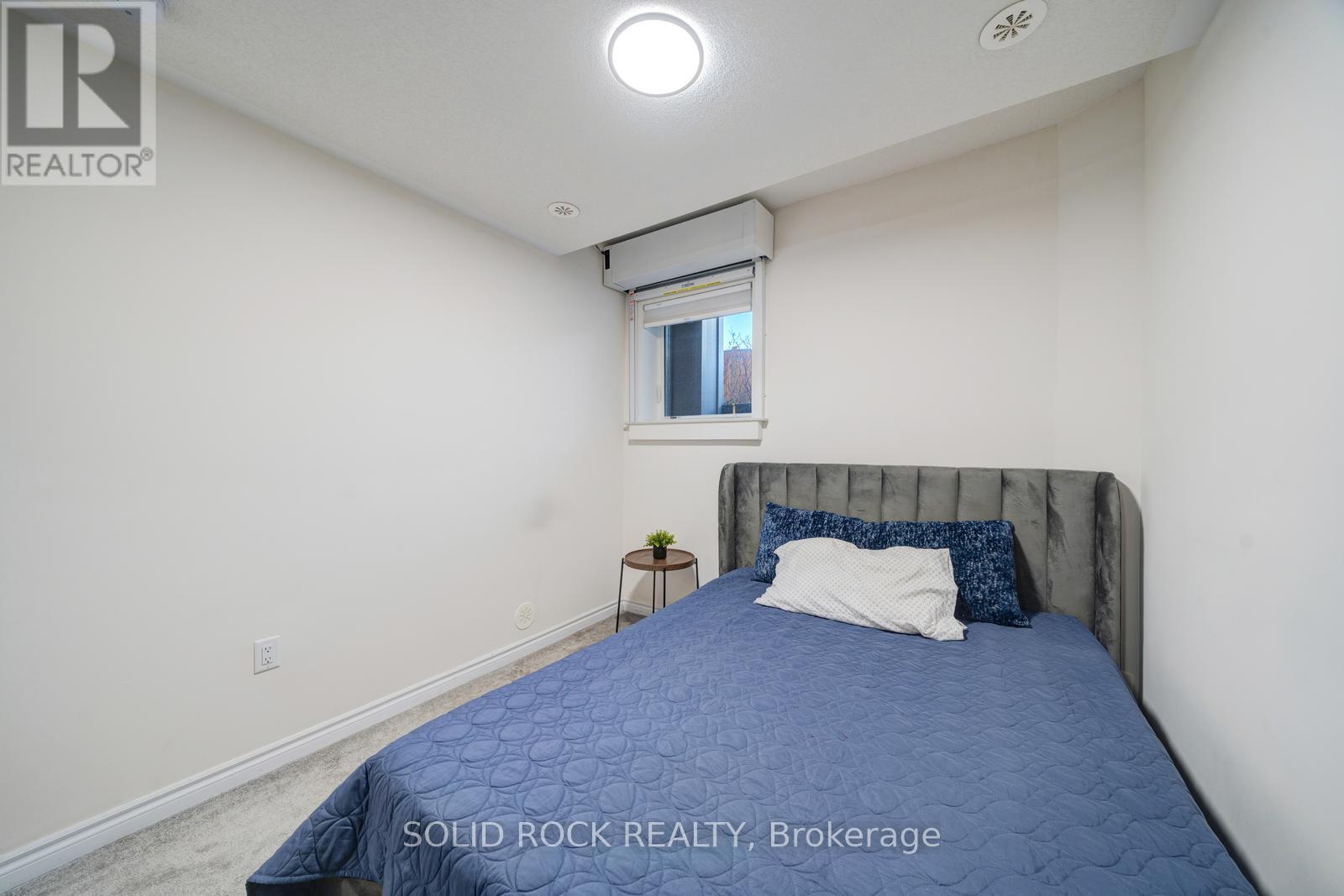 #17 480 BERESFORD PATH - 28