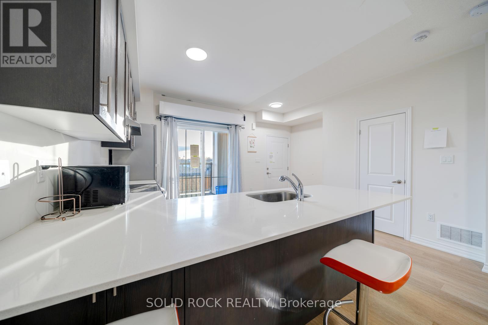 #17 480 BERESFORD PATH - 8