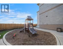 17 - 480 Beresford Path, Oshawa, ON L1H0B2 Photo 37