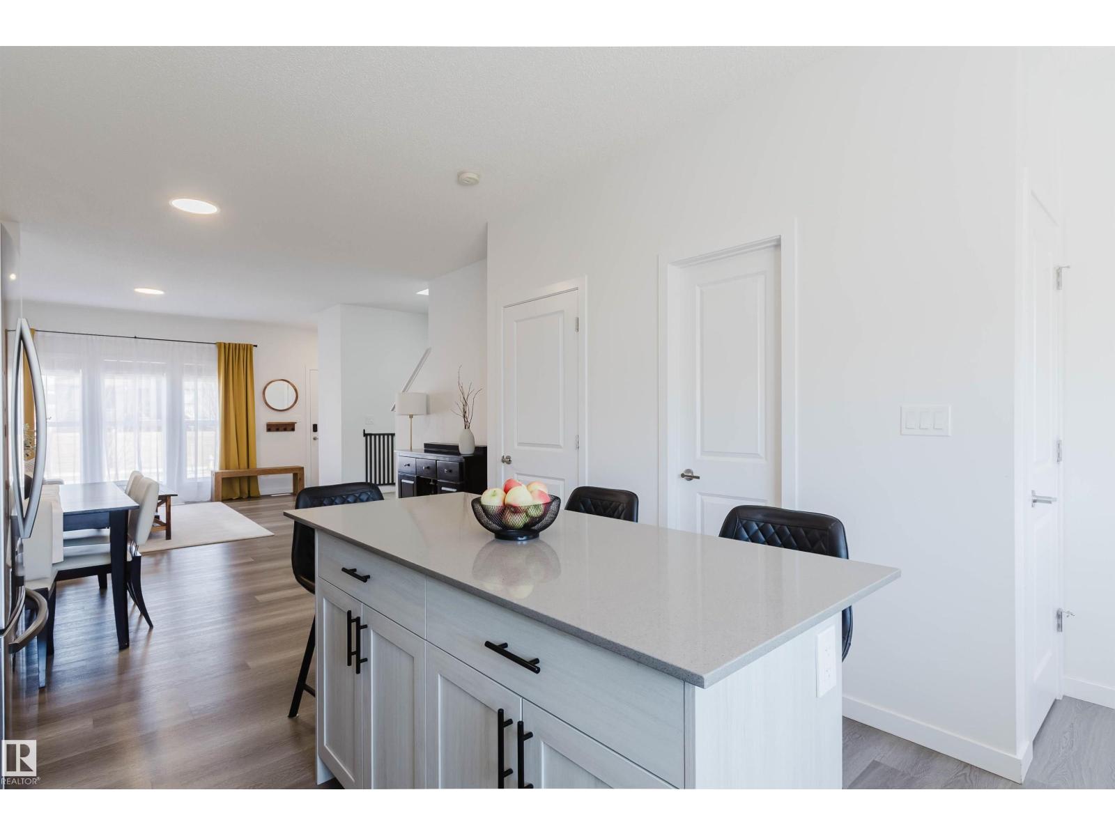 5237 EDGEMONT BV NW - 13