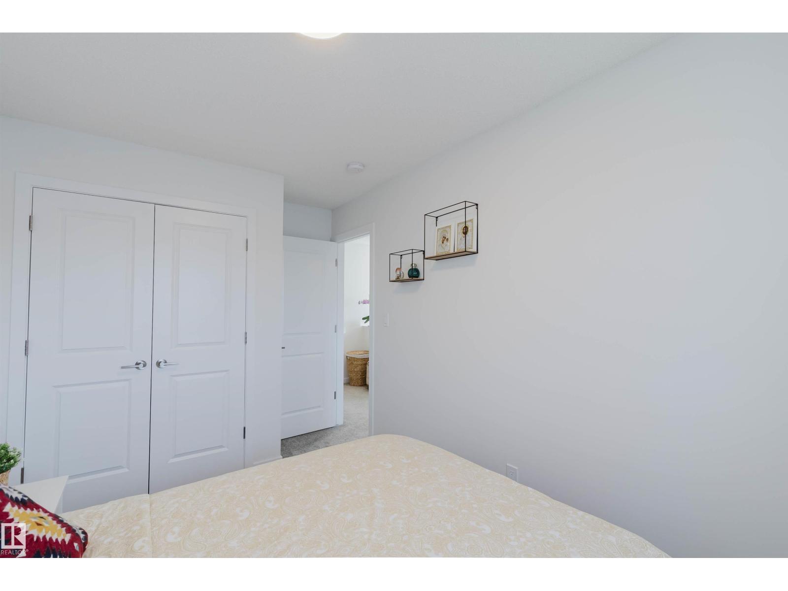 5237 EDGEMONT BV NW - 24