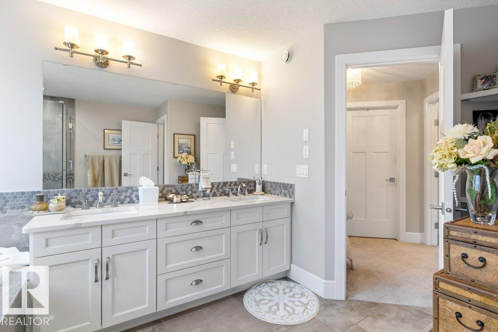 72 ENCHANTED WAY N, St. Albert