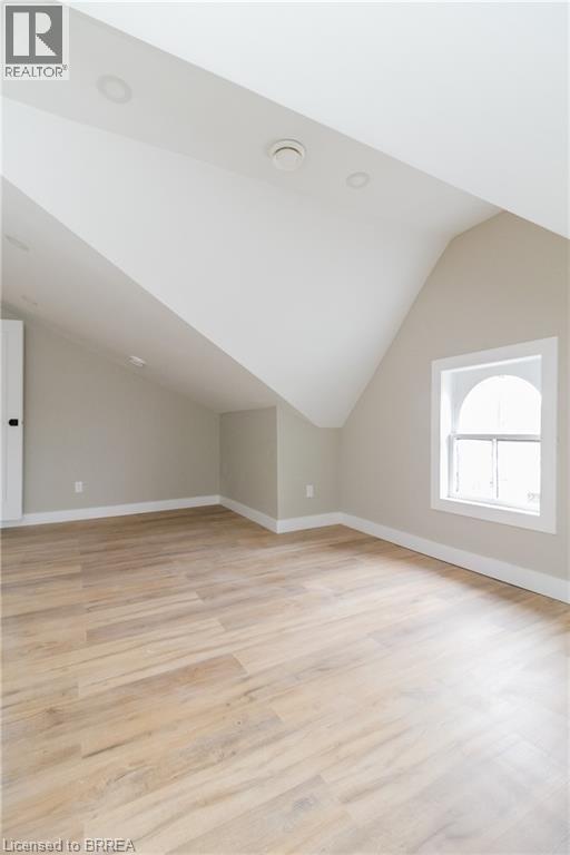 298 COLBORNE Street Unit# 2, Brantford, Ontario, N3S3N1 — Photo 23