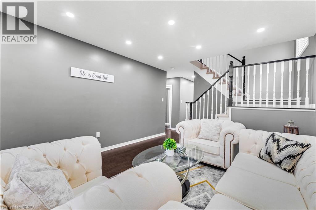 30 ENGLISH Lane, Brantford, Ontario, N3T0H1 — Photo 13