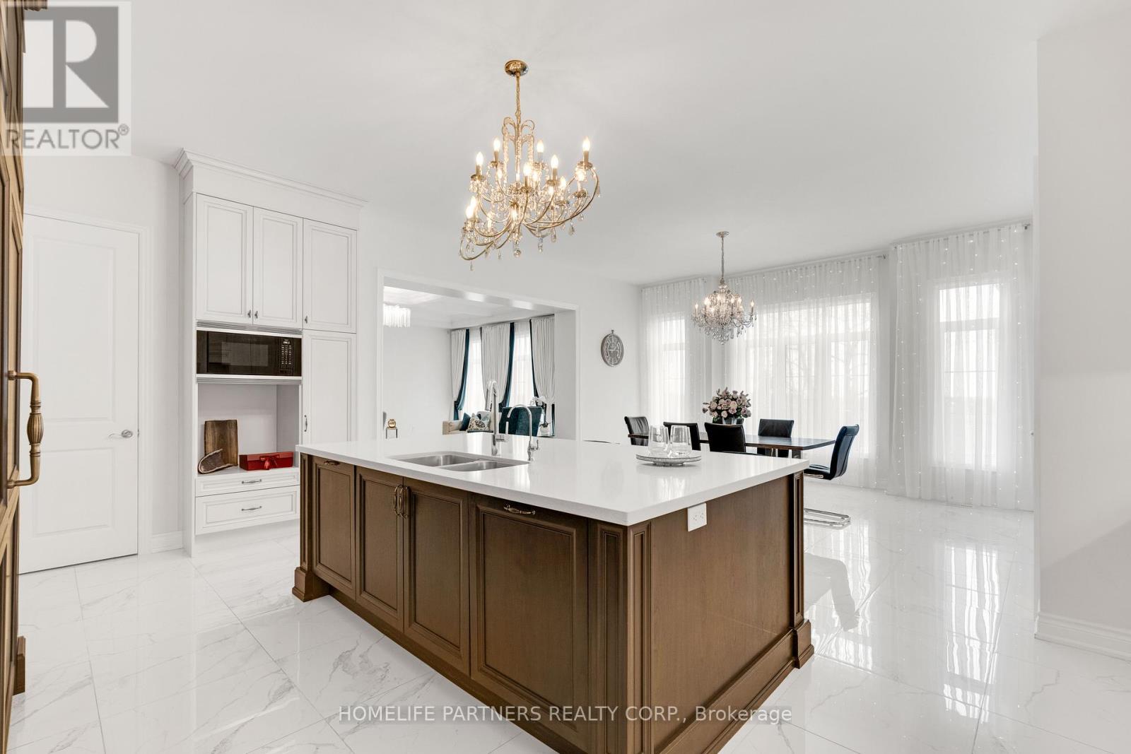 23 MACMURCHY AVENUE - 15