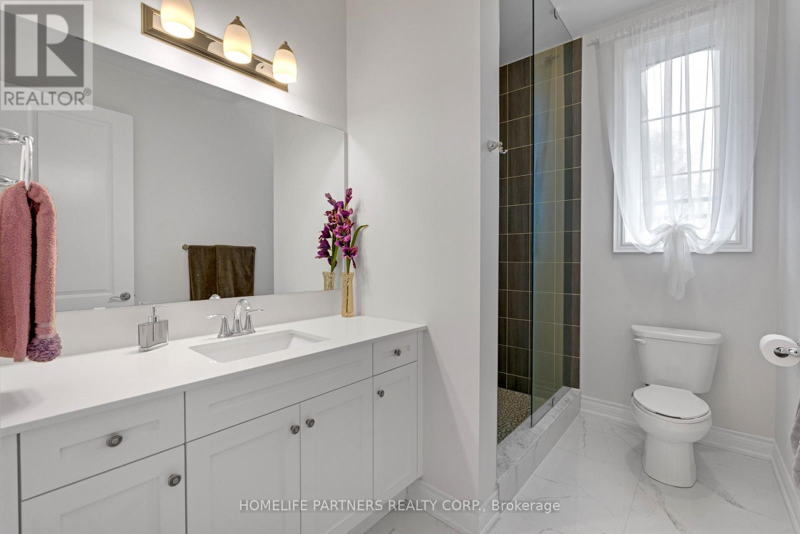 23 MACMURCHY AVENUE - 41