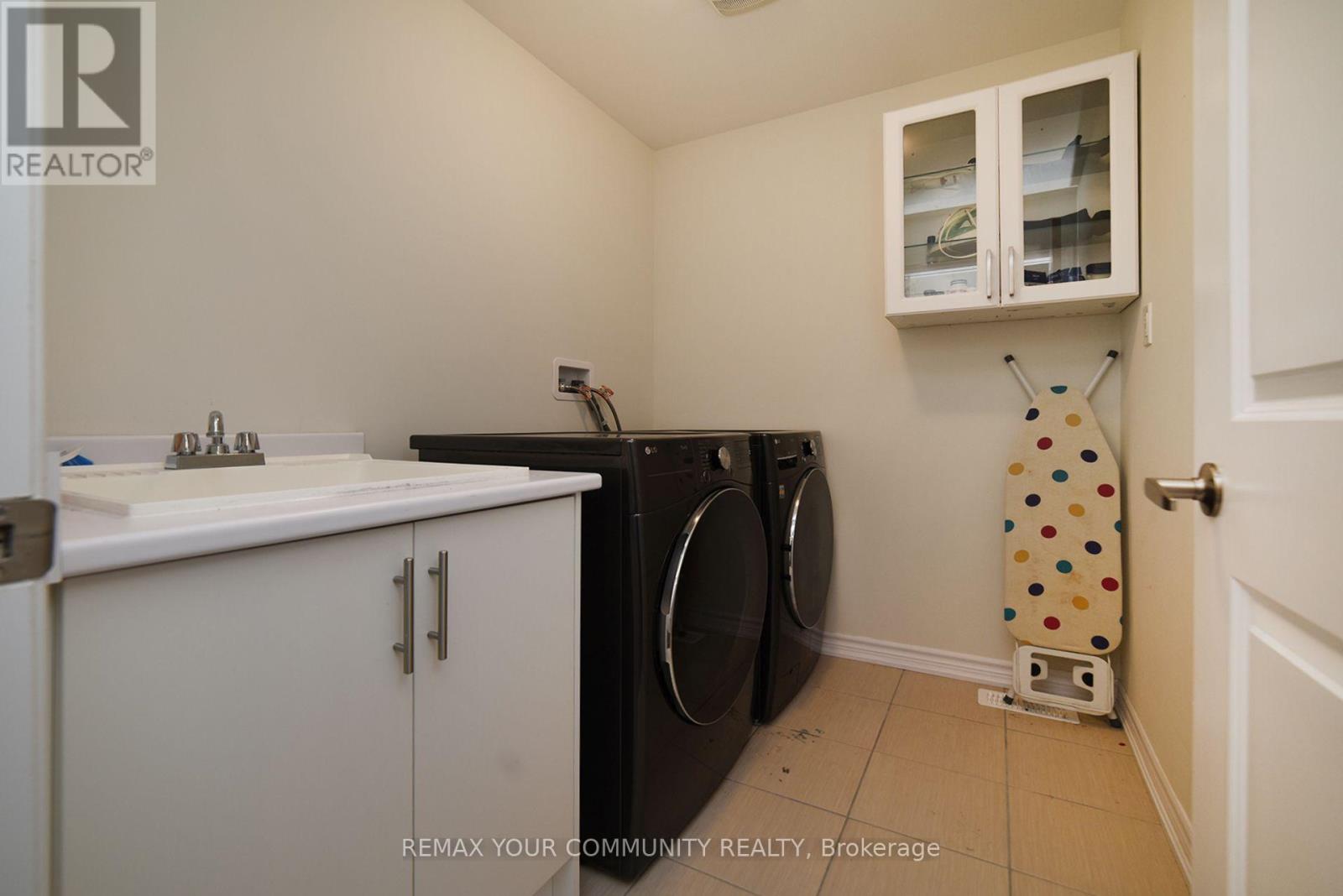 12 VIOLA STREET - 18