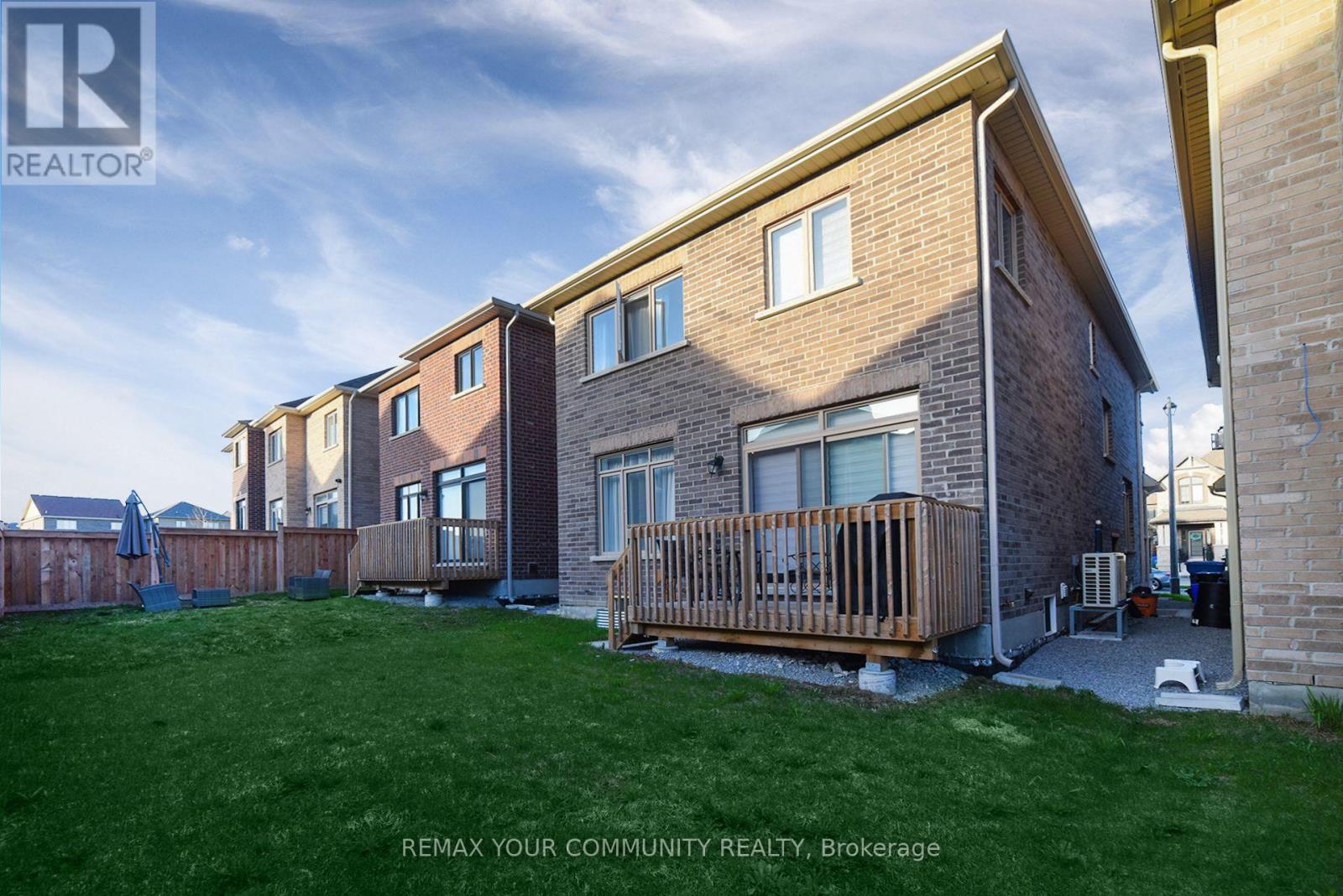 12 VIOLA STREET - 24