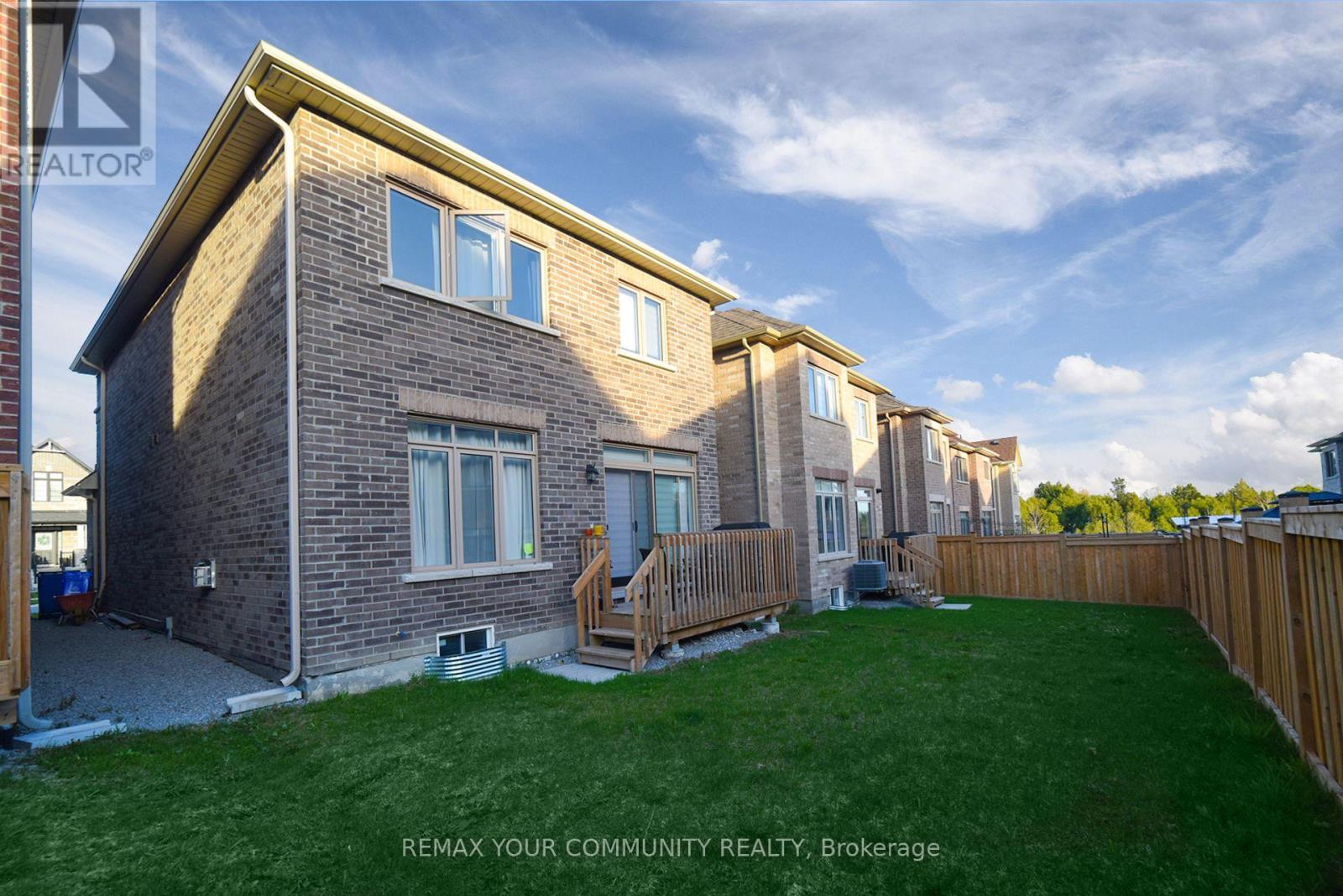 12 VIOLA STREET - 25