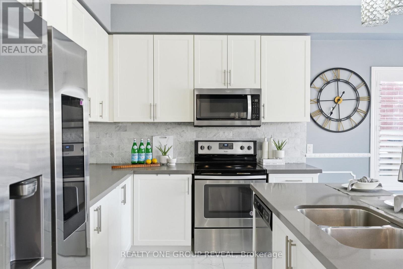 238 CROMBIE STREET - 10